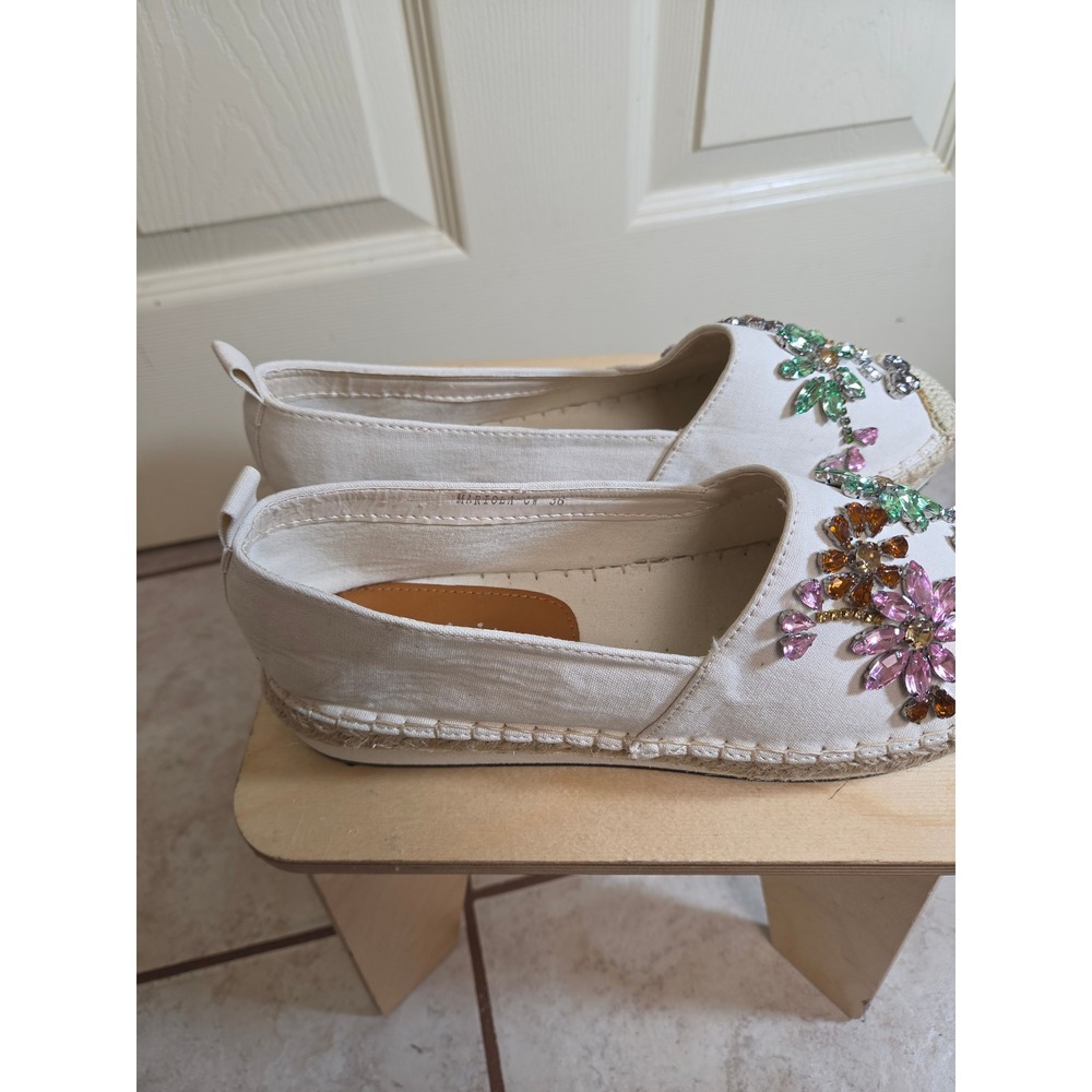 Patrizia by Spring Step Mariola White Floral Rhinestone Espadrille Flats Size 38